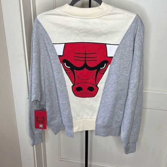 Ultra Game NBA Fleece Chicago Bulls Fleece Pullover Two Toned Gray Sweatshirt Sm - Picture 5 of 6
